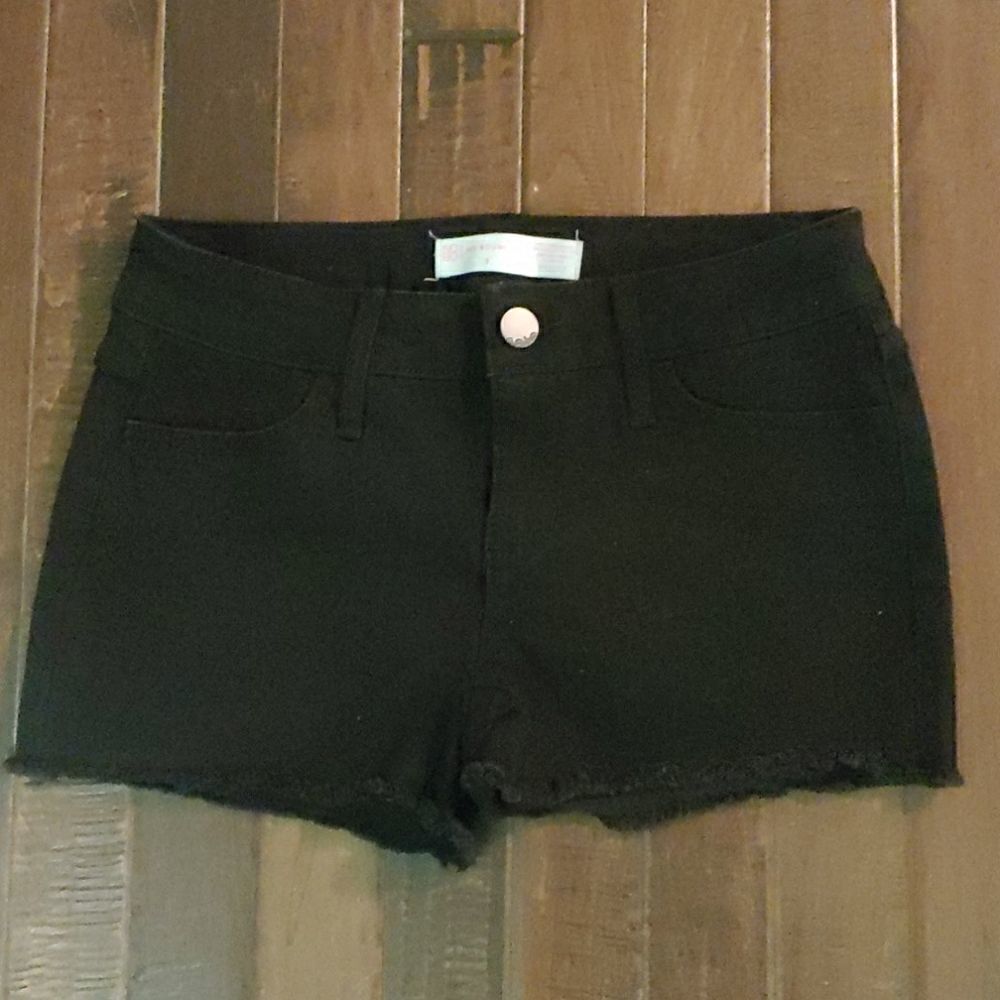 No boundaries shorts price is firm!!